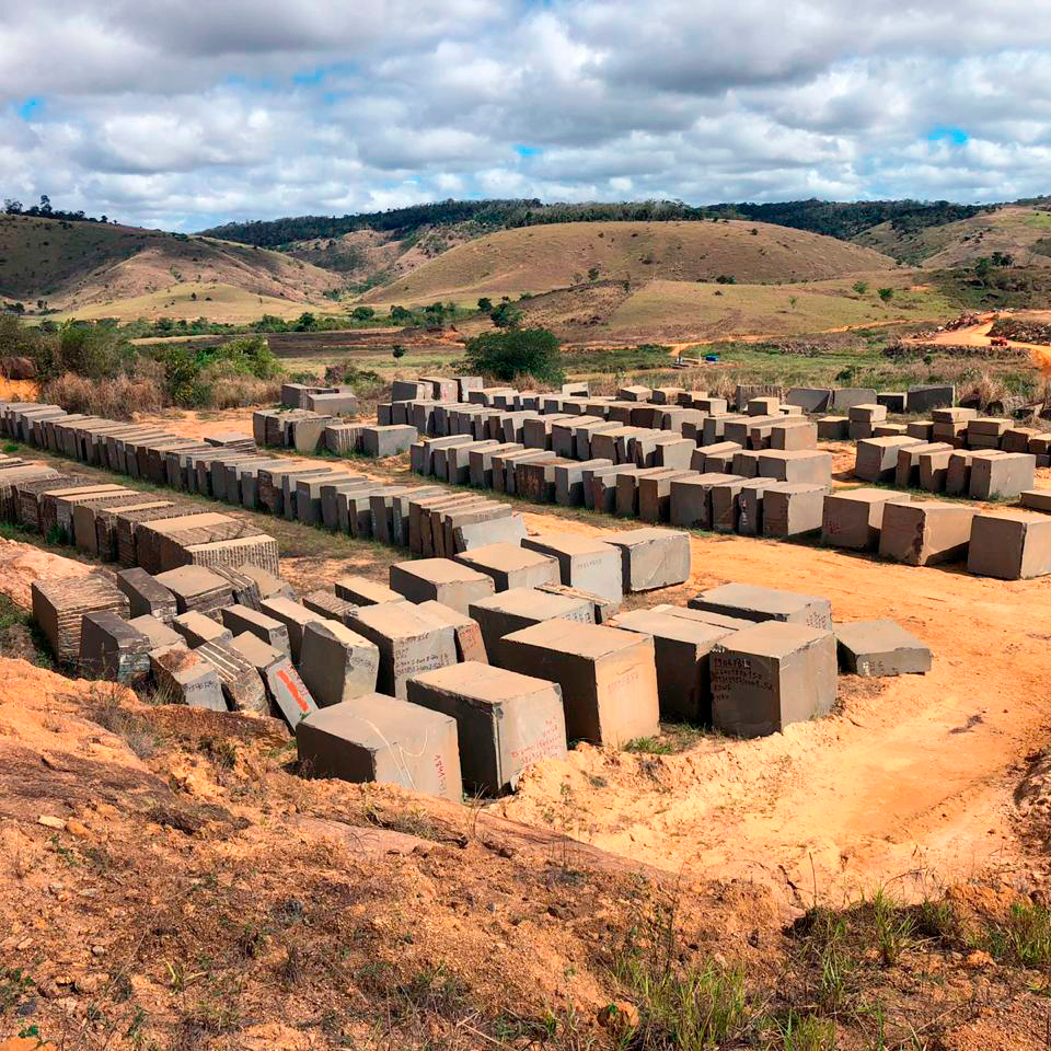 Own Quarry Preto São Benedito